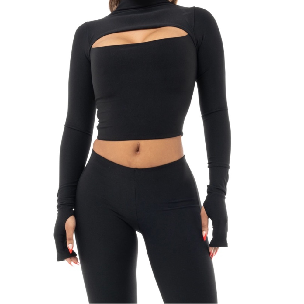 LONG SLEEVE PEEKABOO TOP- COUCOO